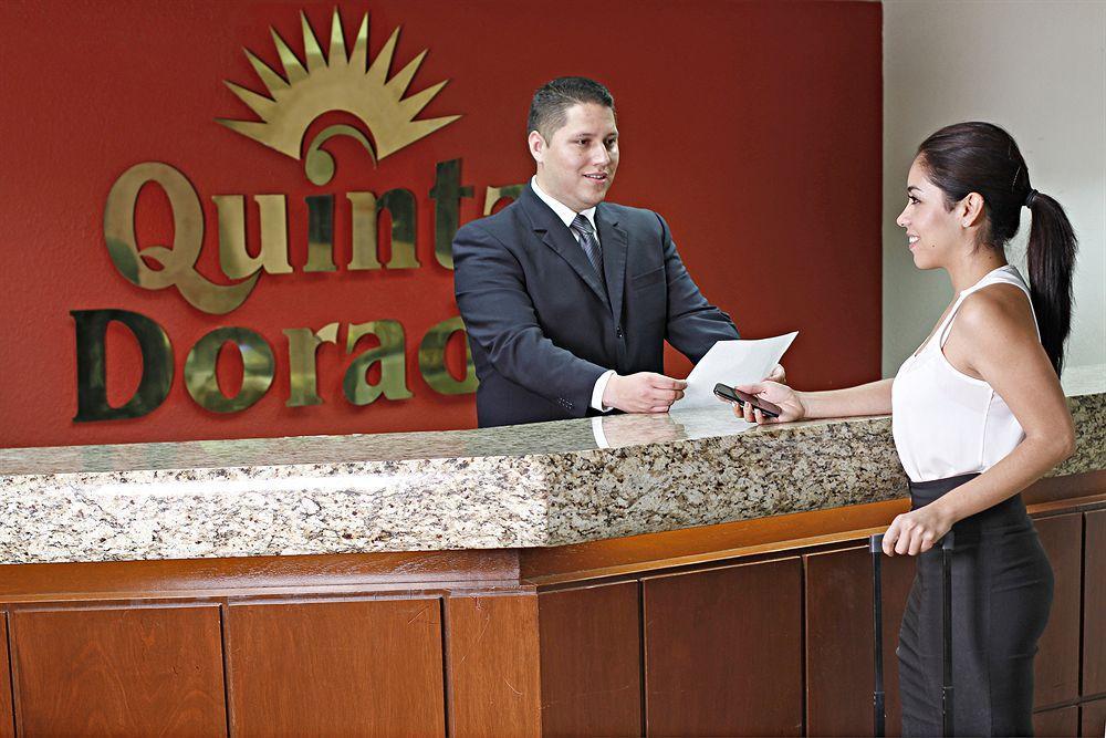 Quinta Dorada Hotel & Suites Saltillo Exterior photo